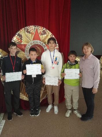 17 мая четверо учеников Алексеевской школы приняли участие в очном региональном этапе Всероссийского конкурса "АгроНТИ-2022"